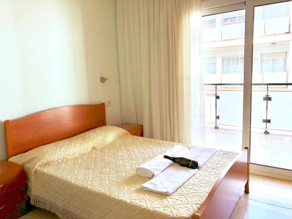 Apartamentos Benet ロザス エクステリア 写真