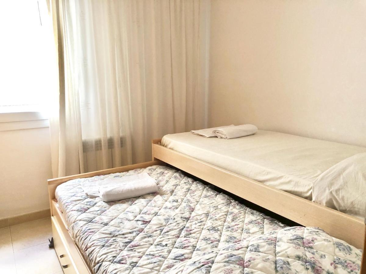 Apartamentos Benet ロザス エクステリア 写真
